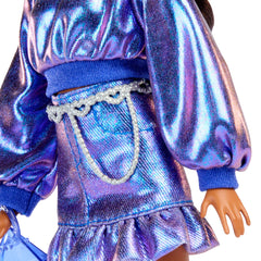 Barbie Fashionista Boneca Deluxe Cabelo Castanho e Cojunto Azul Metálico