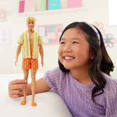 Barbie Poupée Ken Fashionistas Tenue de Plage Cheveux Blonds