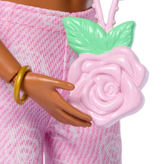 Barbie Fashionista Muñeca Deluxe Style Muñeca con Vestido Rosa con Estrellas