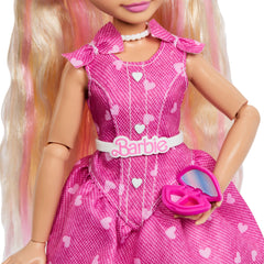 Barbie Dream Besties Barbie Malibu Doll & Accessories, Posable Fashion Doll & Themed Pieces