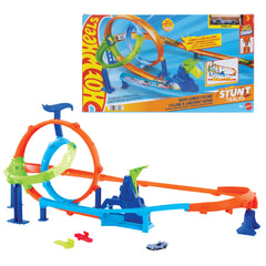 Hot Wheels Stunt Tracks Rapid Launch Cyclone Track Set & 1:64 Scale Die-Cast Toy Car