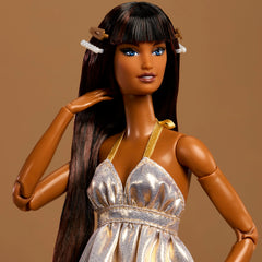 Barbie You Create Barbie Basics Neutral Kit 001, Poupée Mannequin Personnalisable et Vêtements Universels