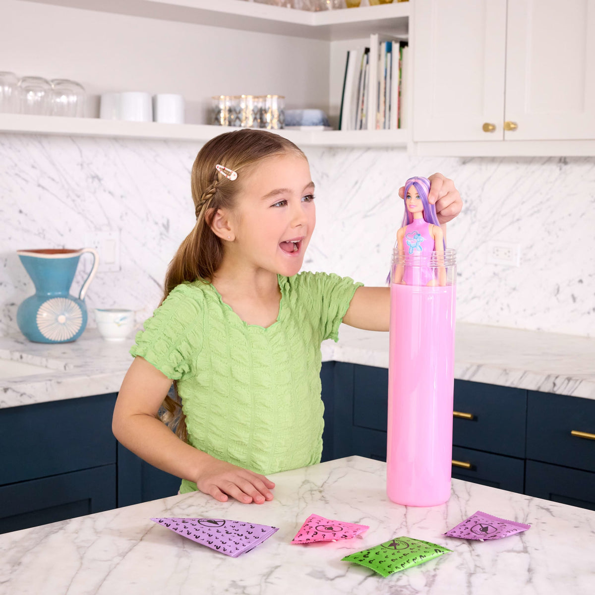 Barbie Color Reveal Balloon Animals Series Doll & Accessories With 6 Surprises