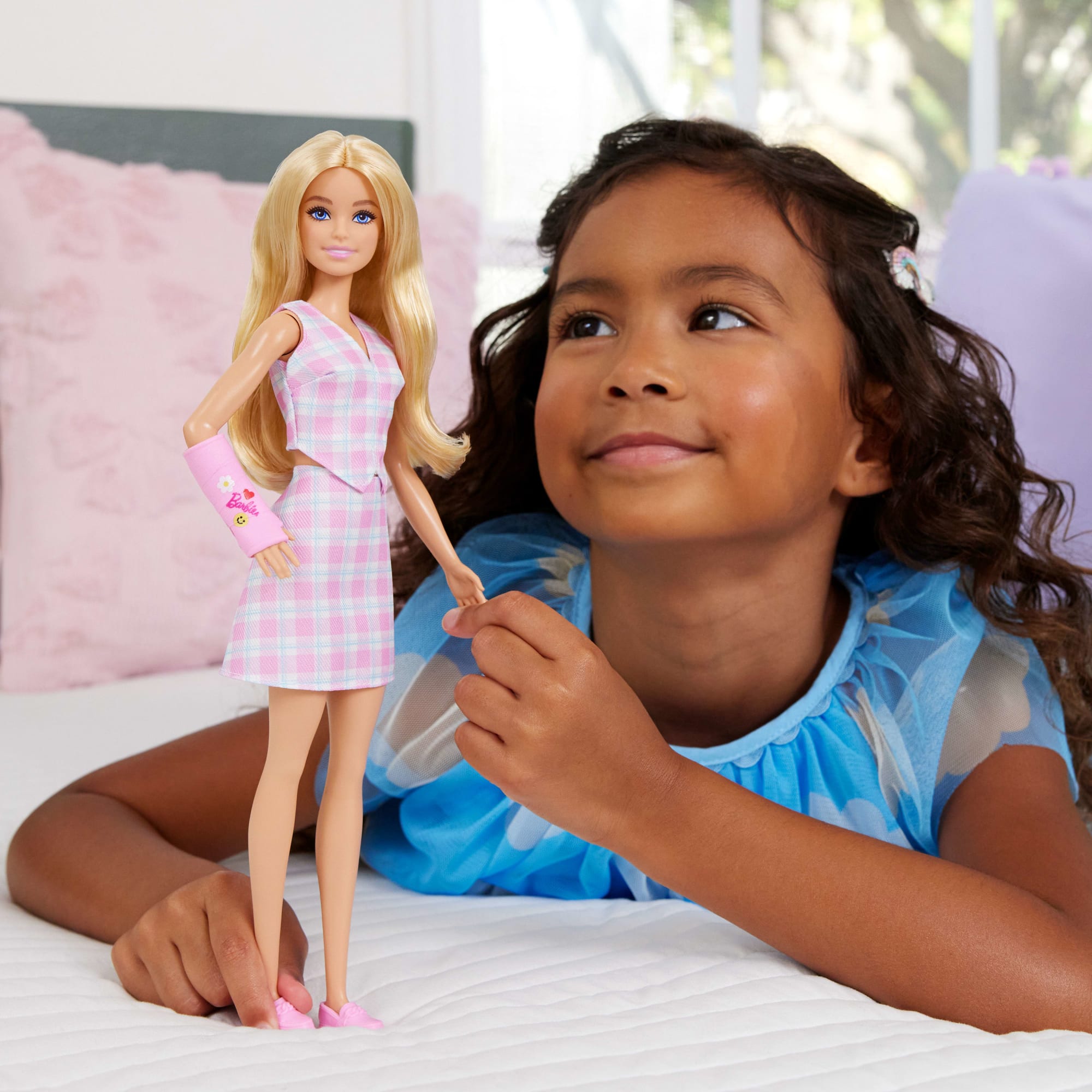 Barbie Poupée Barbie® Fashionistas Plâtre Rose