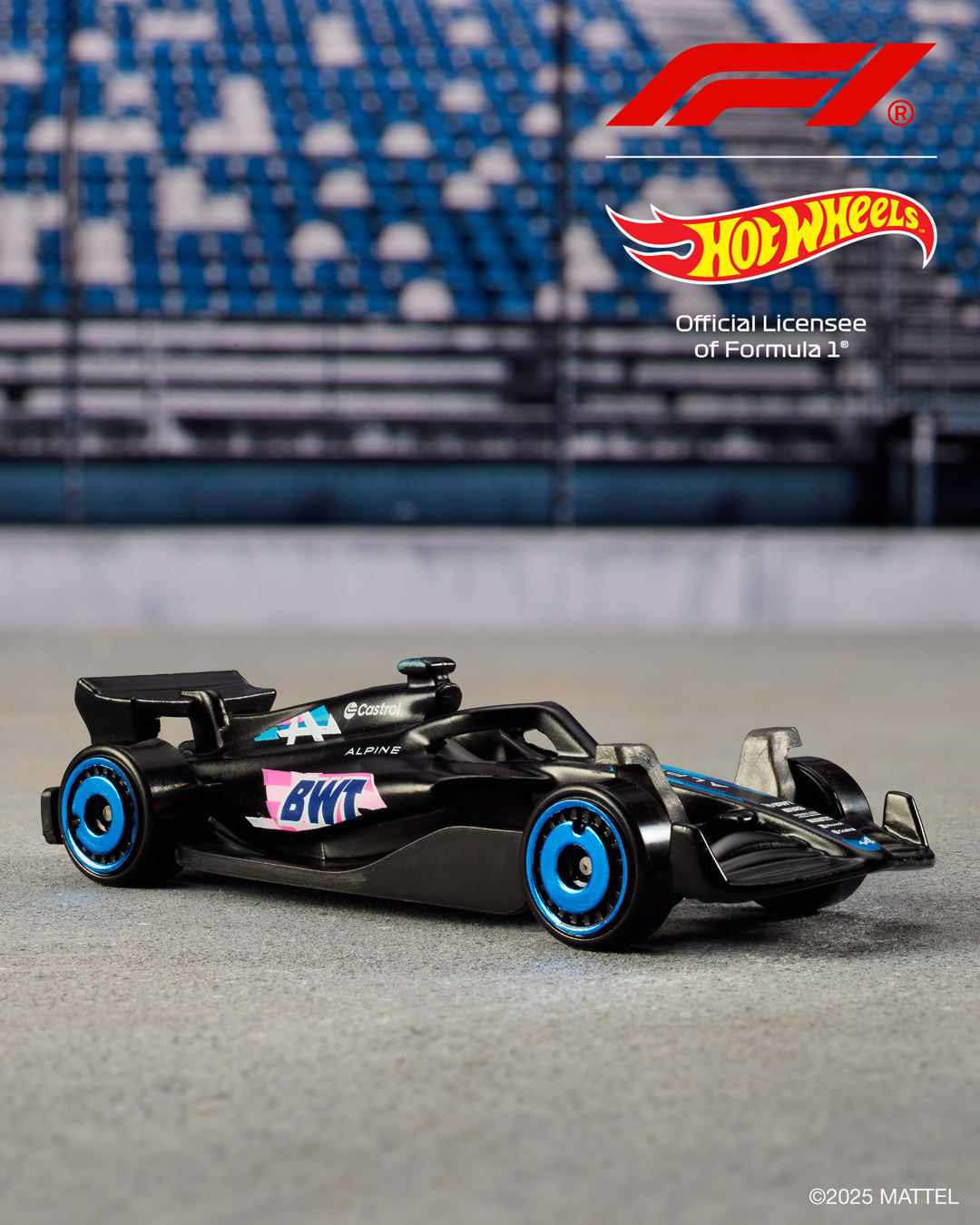 Hot Wheels 5-Pack Race Team, Set Of 5 Formula 1-Themed 1:64 Scale Die-Cast Toy Cars