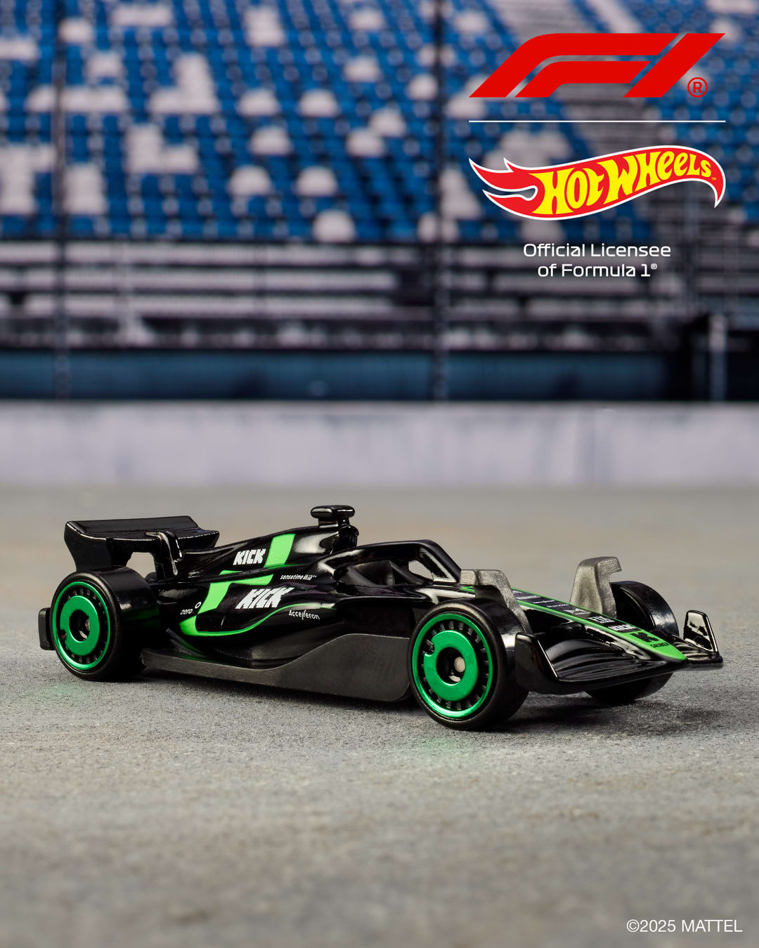 Hot Wheels 5-Pack Race Team, Set Of 5 Formula 1-Themed 1:64 Scale Die-Cast Toy Cars