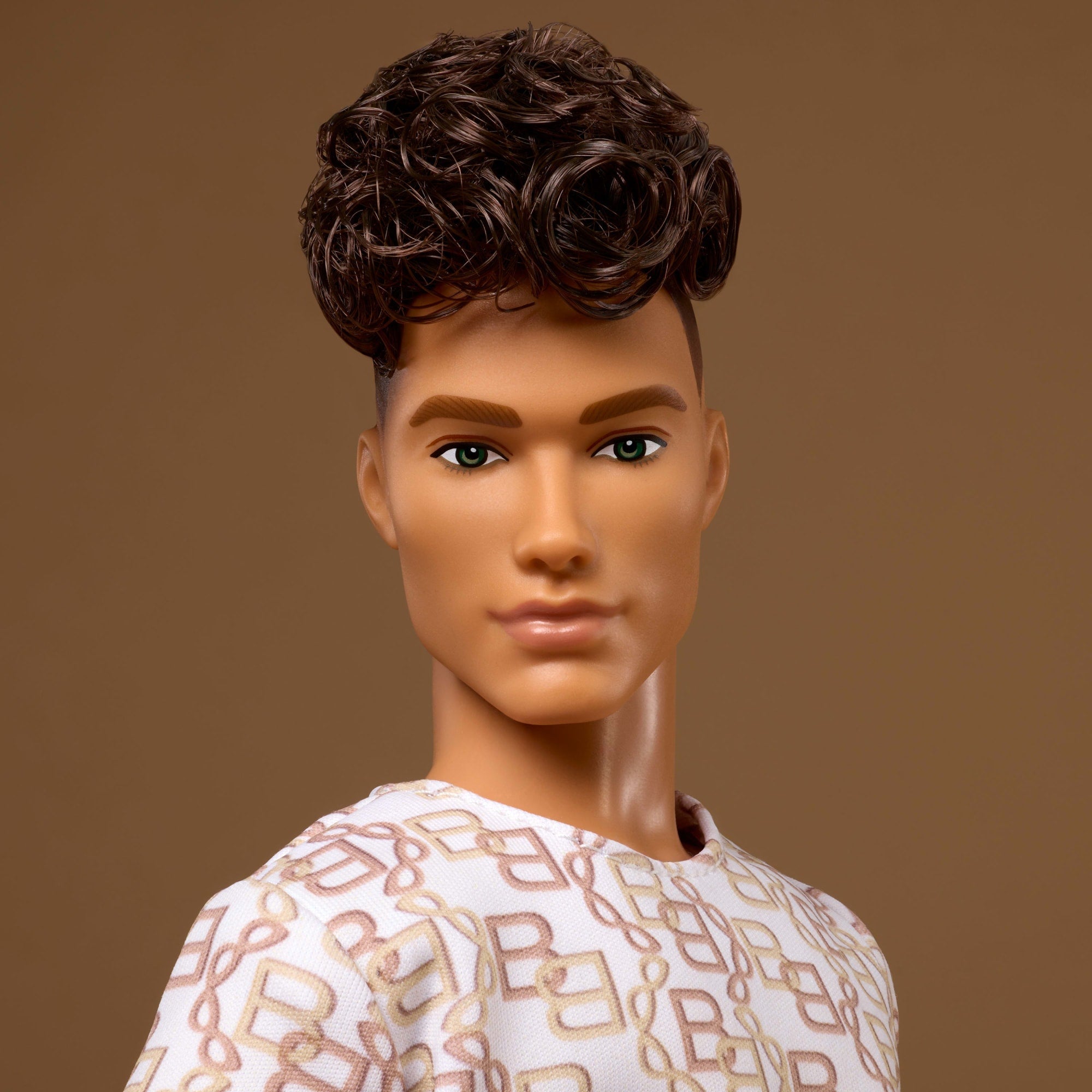 Barbie-Poupée Ken Barbie Basics Modèle 10-Cheveux Bruns