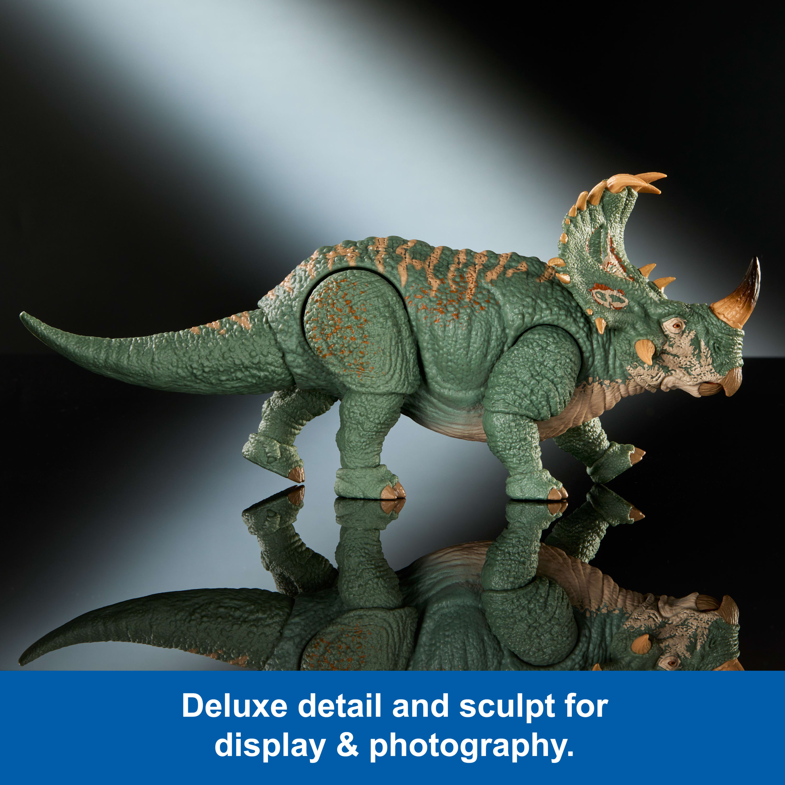 Jurassic World Hammond Collection Sinoceratops Deluxe Articulated Action Figure Large Size