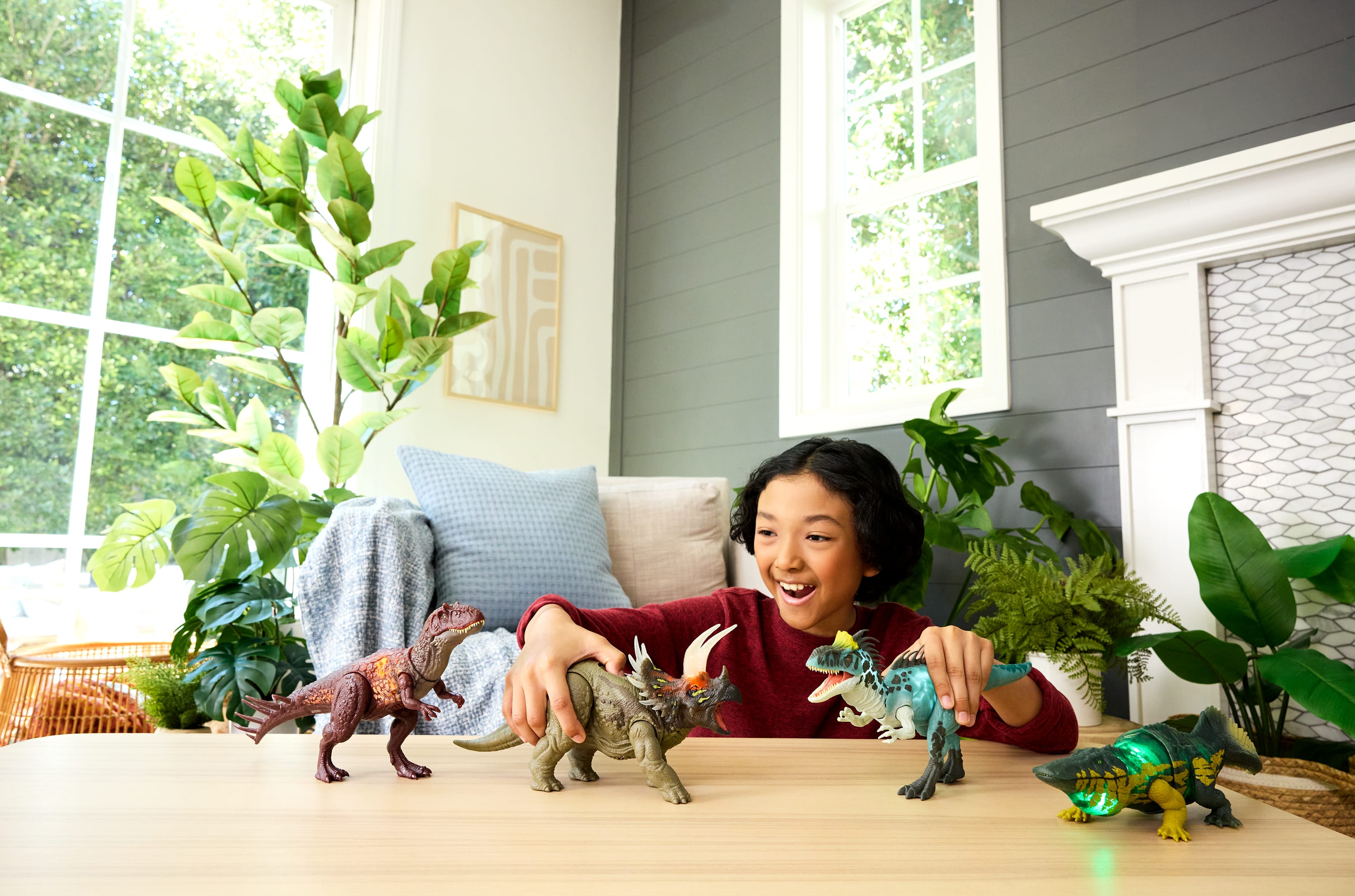 Jurassic World Wild Roar Crylophosaurus Dinosaur Action Figure Toy, Attack & Light & Sound