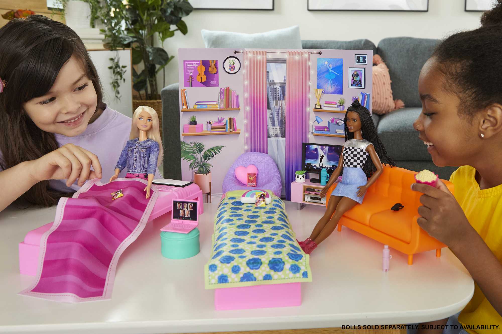 Barbie: Big City, Big Dreams Dorm Room Playset With Furniture & Accessories, 3 To 7 Years