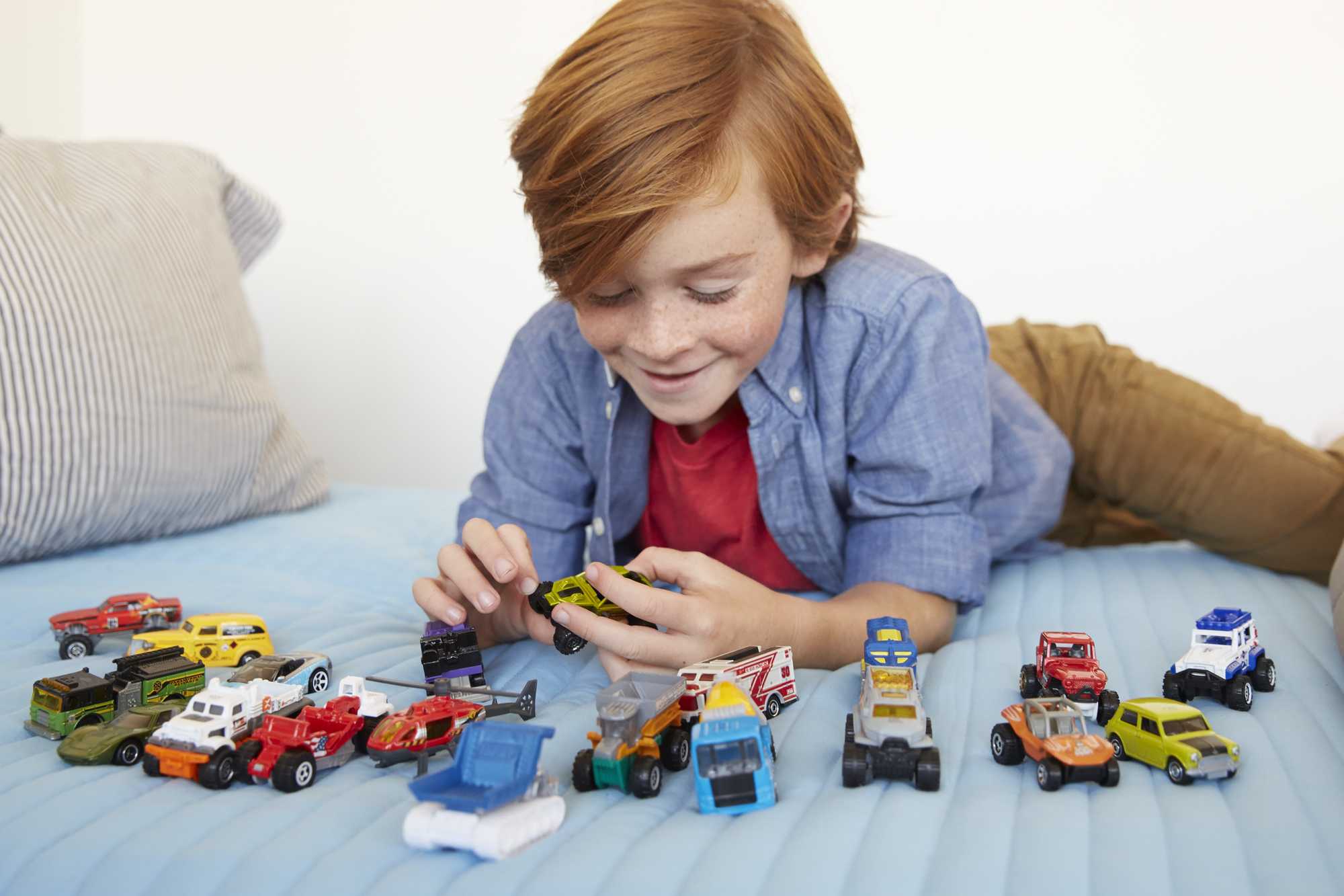 Matchbox Set Of 20 1:64 Scale Toy Cars And Trucks