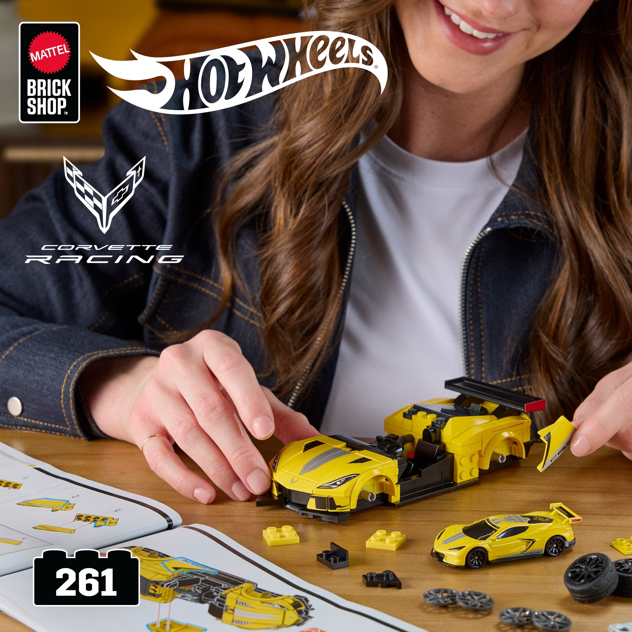 Mattel Brick Shop Hot Wheels ’20 Corvette C8.R Building Toy Kit (261 Pieces), For Collectors