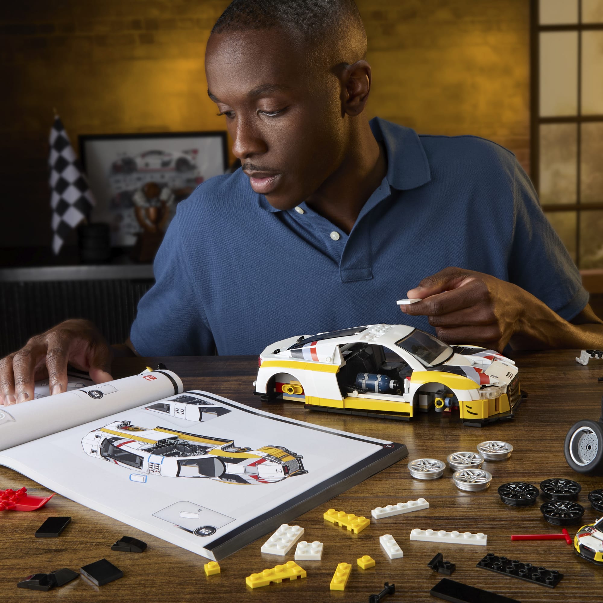 Hot Wheels Coffret de Construction Audi R8 Lms