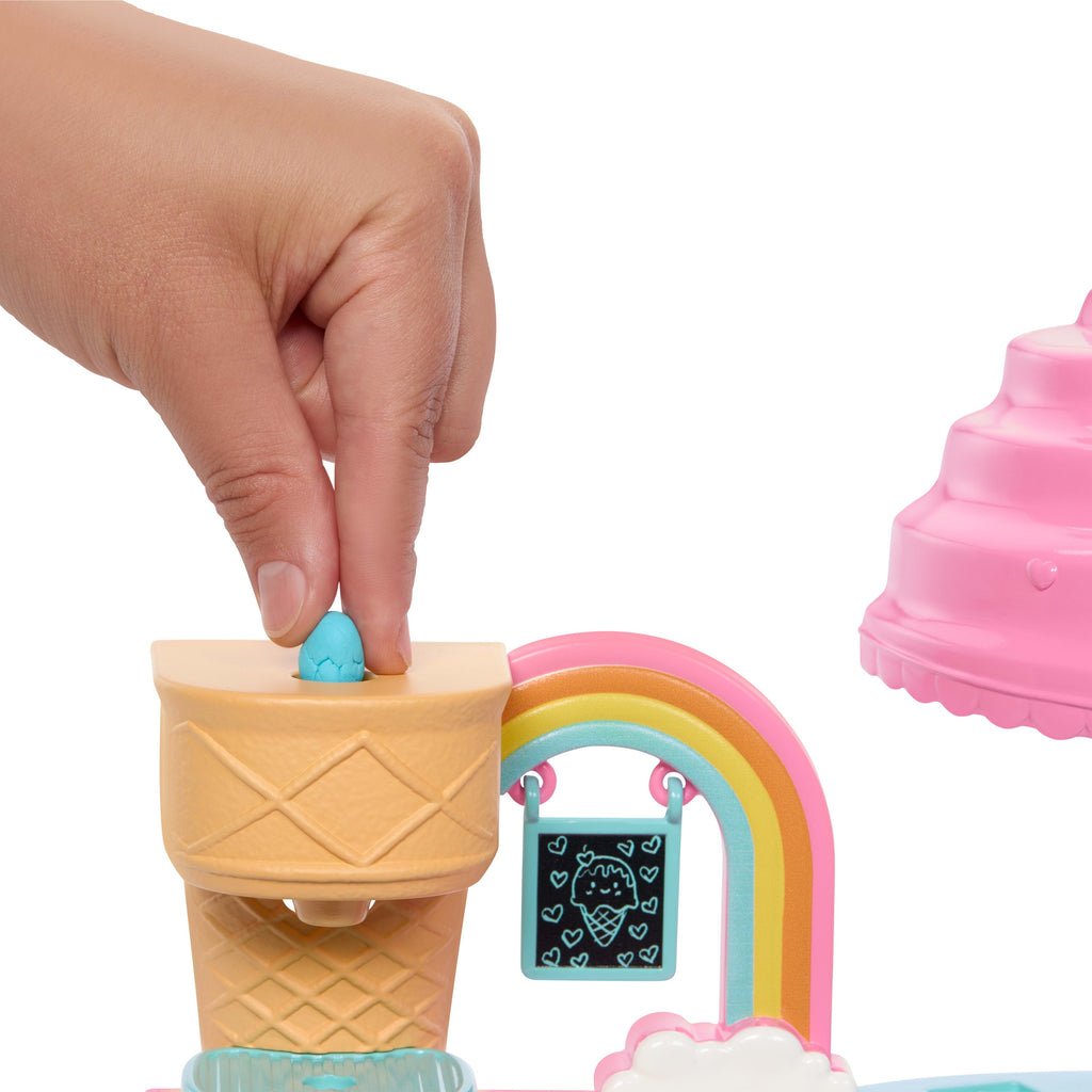Barbie Coffret Poupée Chelsea et Stand de Glace