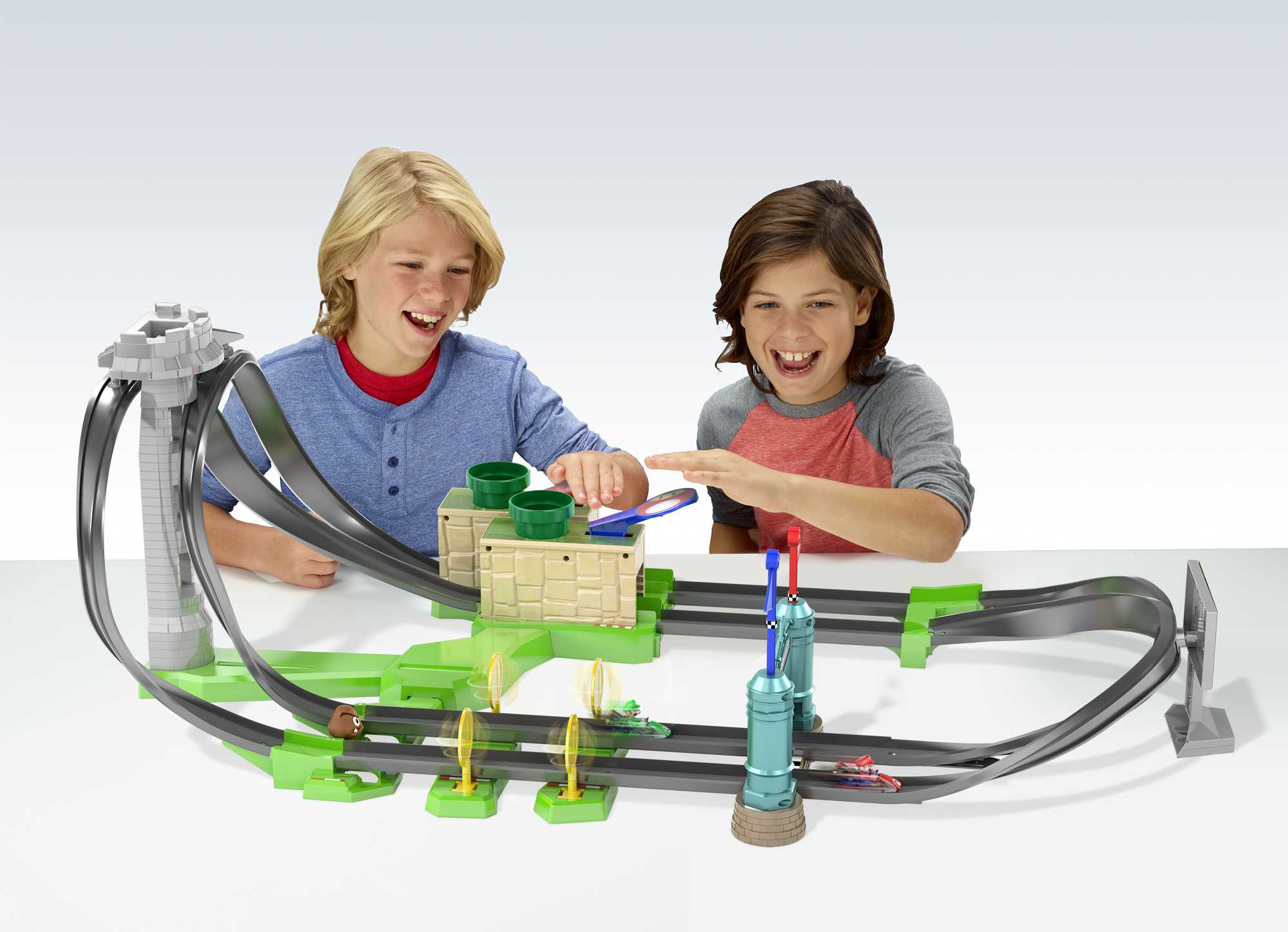 Hot Wheels Circuit Mario Kart Simple