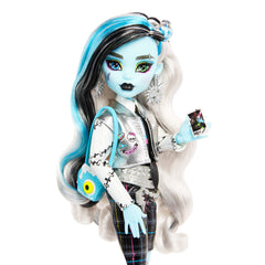 Monster High Frankie Stein Welcome Committee Fashion Doll With Pet And Accessories