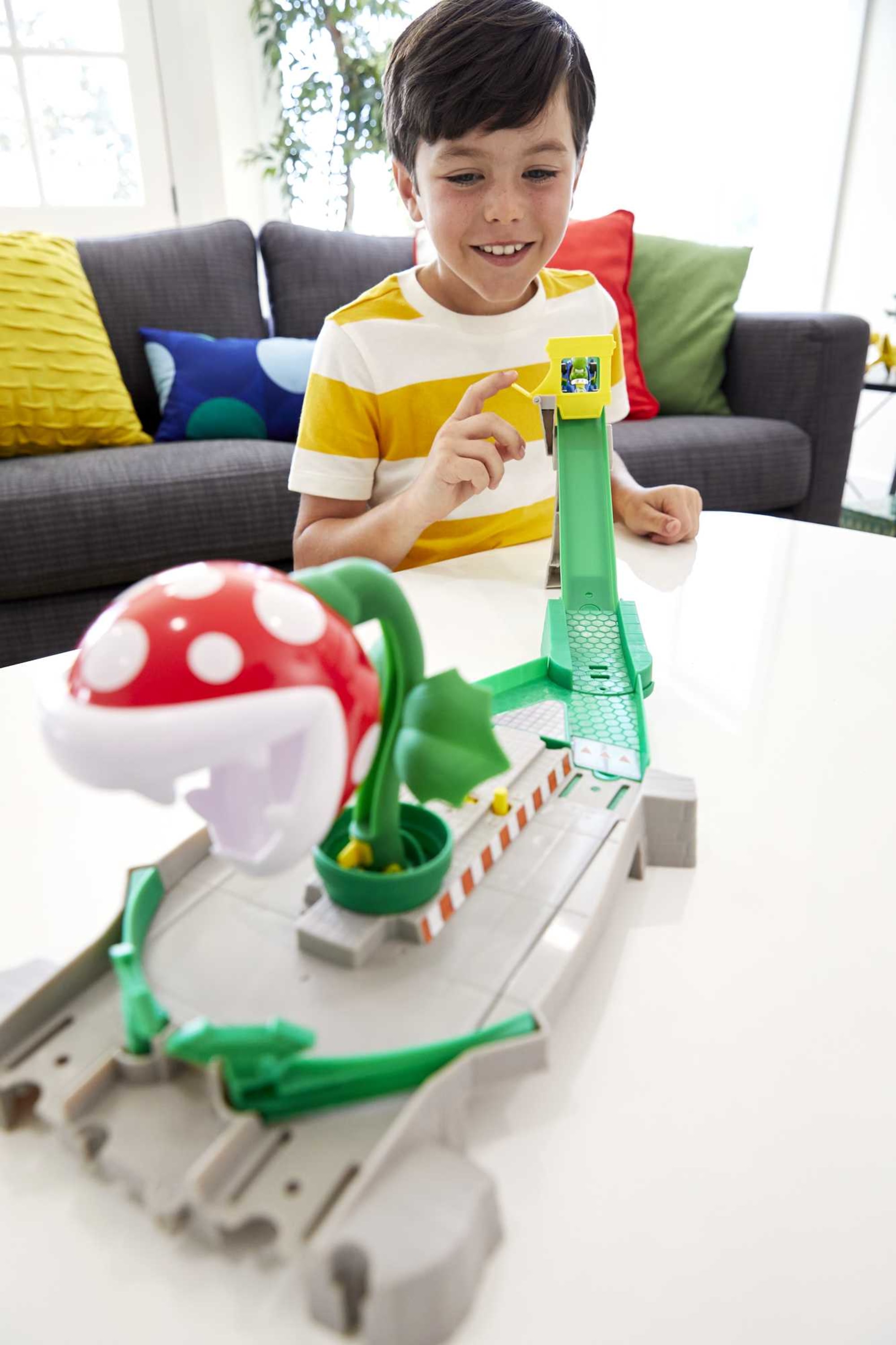 Hot Wheels Mario Kart Track Set Assortment 4 Different Tracks With Mario Kart Vehicles And Nemesis From Video Game