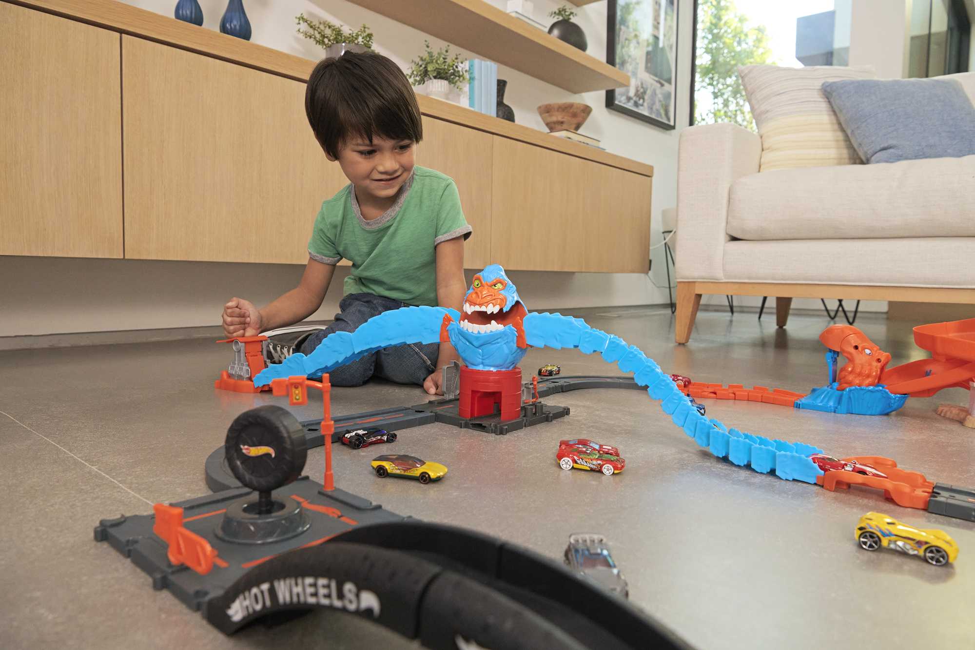 Hot Wheels City Pista de Brinquedo Nêmesis Gorila